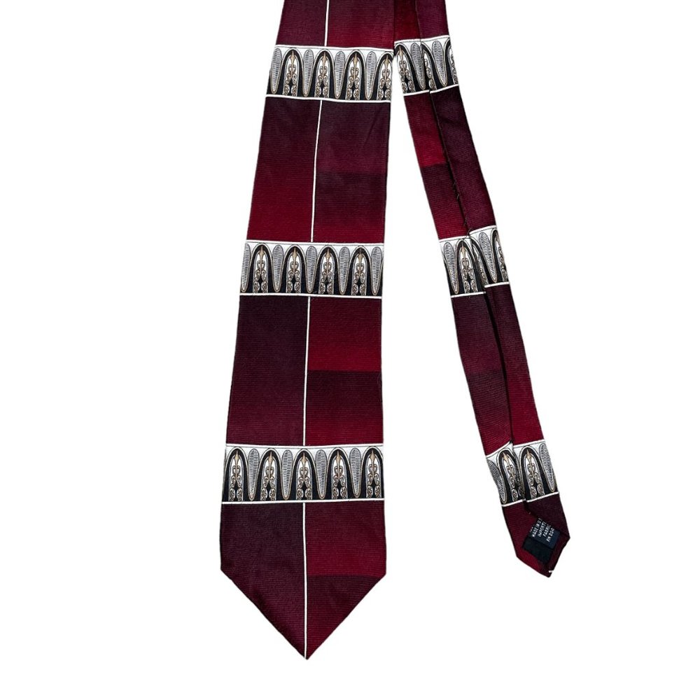Stafford Executive Men's Red Geometric Classic Silk Necktie - Picture 2 of 7